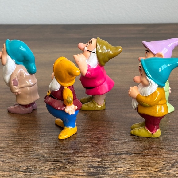 VINTAGE 1993 DISNEY Snow White Seven Dwarves toy figures Mattel Cake Toppers x 5 - Picture 5 of 11